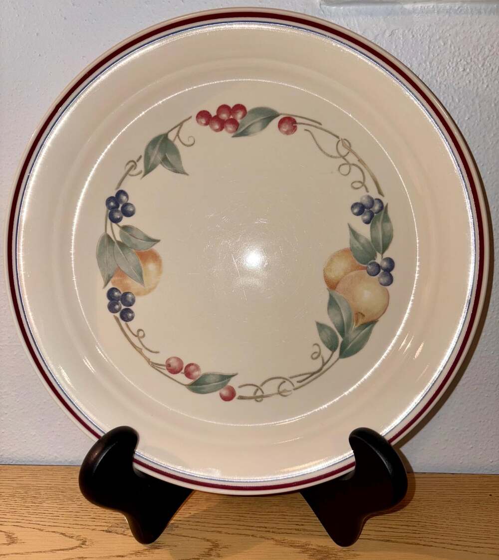 Corelle Abundance Dinner Plate – Vintage Fruit & Leaf Pattern, Discontinued